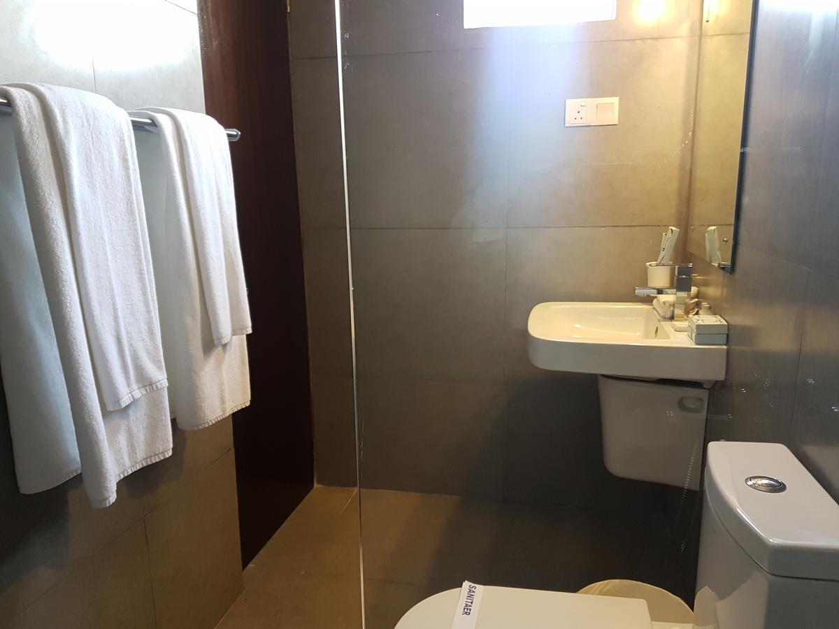 A One Hotel - "The Marine" Коломбо Екстер'єр фото